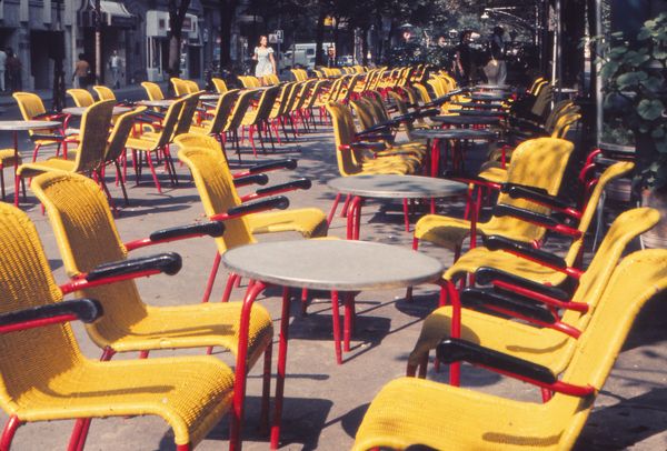 [Image: thumb-1380284406341-yellow_chairs_in_barcelona.jpg]