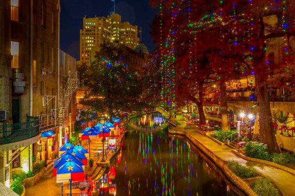christmas lights on the river walk san antonio tx christmas lights on the river walk san antonio tx