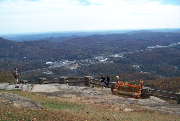 BLACK ROCK MOUNTAIN IN GA. OVERLOOKING THE TWO TOW...