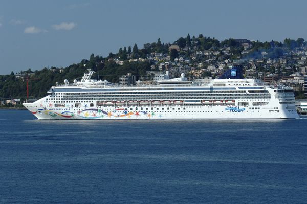 Norwegian Cruise leaving Seattle for Alaska...