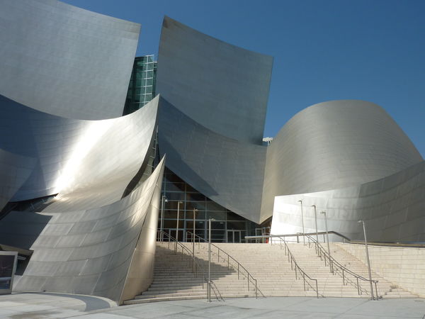 Walt Disney Concert Hall Los Angeles designed by F...