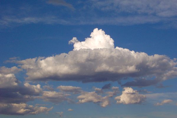 Flying Saucer Cloud...