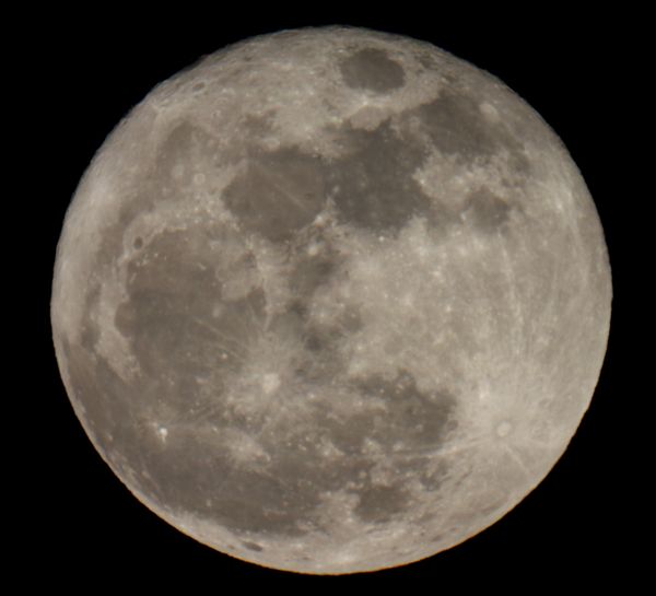 Full Moon - ETX105 - T1i Prime Focus...