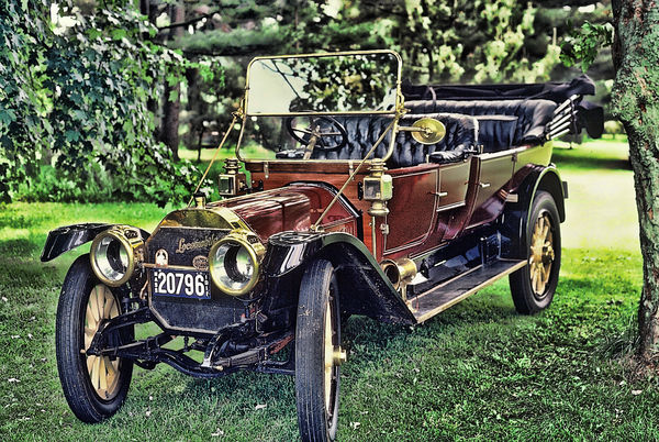 1911Locomobile...