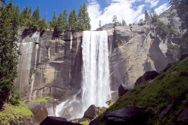 Waterfall Yosemite...