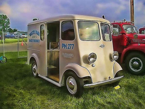 antique milk truck HDR...