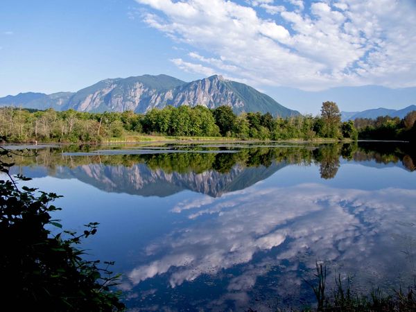 Mt Si and Reflection...