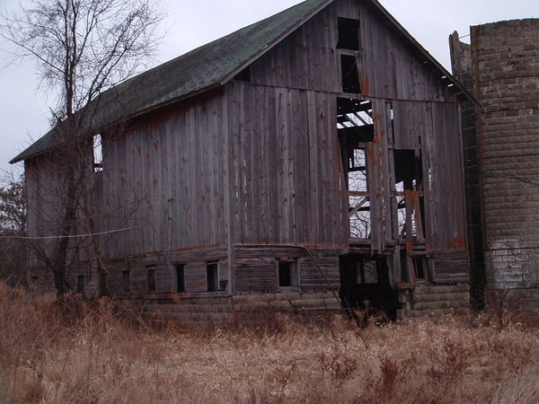 This barn picture was taken late in the day and th...