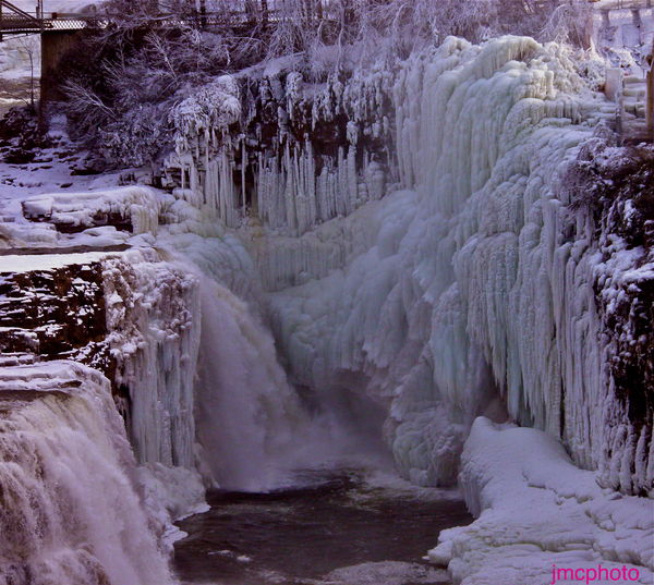 Chasm full of Ice.....