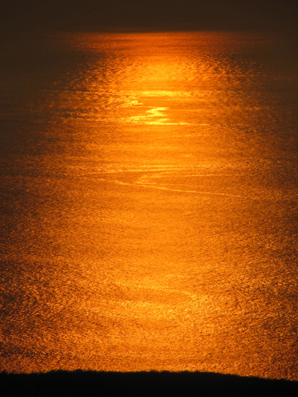 1.10.12 Sunlight on Kona Waters...