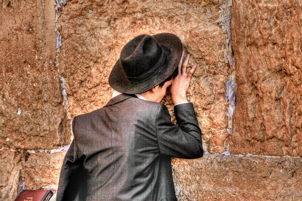 Israeli Boy Praying...