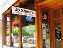 Jo Shmo's place has it all: burgers, beer and bocc...