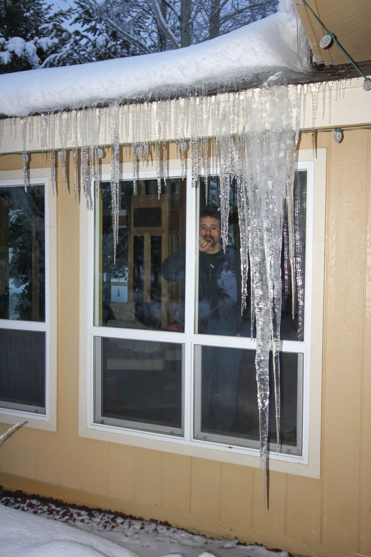 Yes my ice is hanging at least 7 ft. see hubby in ...