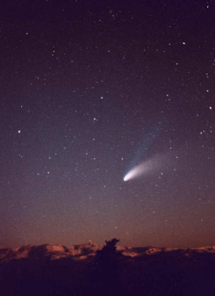 Comet Hale Bopp over the Continental Divide......