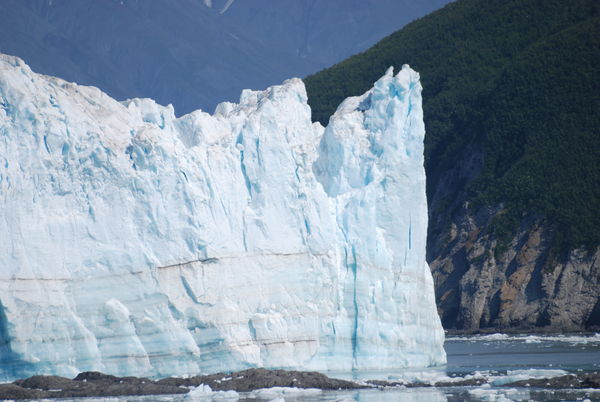 Hubbard Glacier (Alaska)...