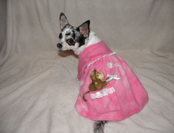Isabeau in her jammies ;)...