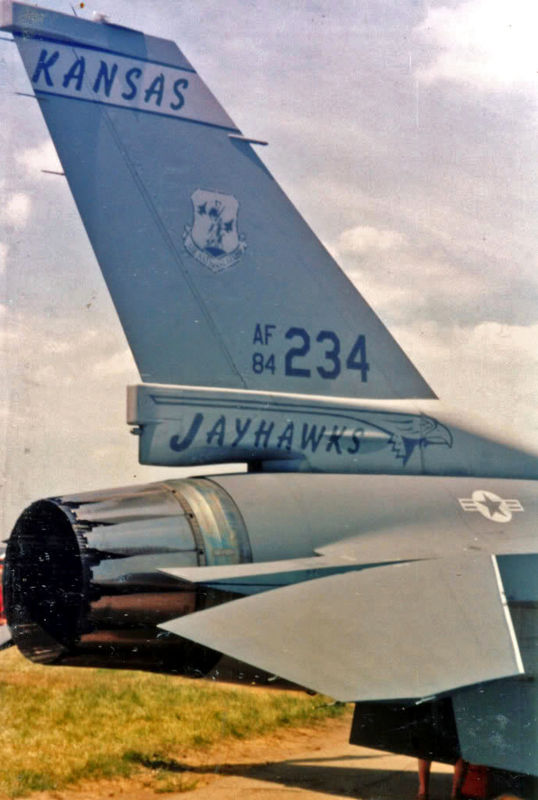 tail of ANG f-16...