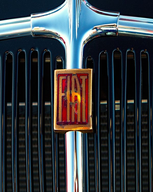 Fiat Grille Emblem...
