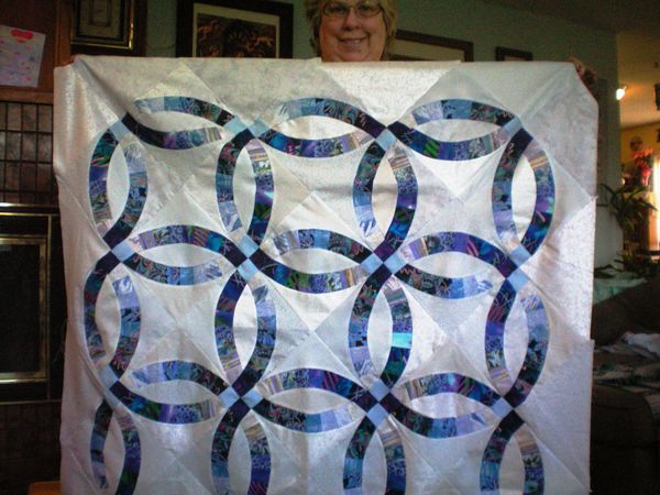 my first double wedding ring quilt...