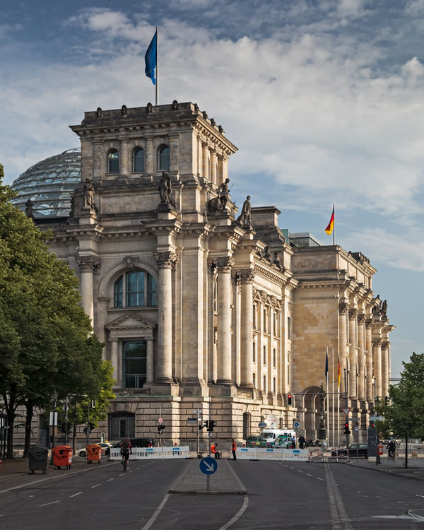 Reichstag in the Morning, Berlin (2012)...