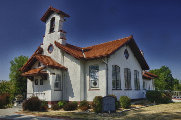 Longview Church. HDR image (looks a lot brighter a...