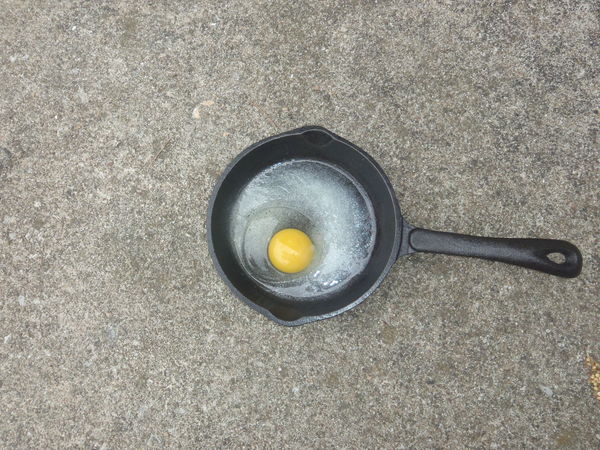 Frying a Egg on Concrete...