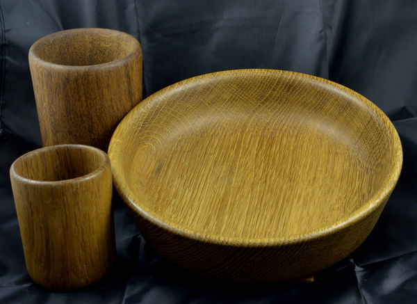 Oak bowl & cups...