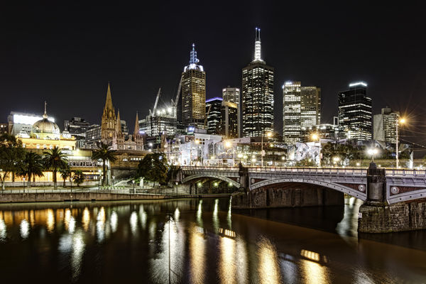 Melbourne city skyline and Princes Bridge...