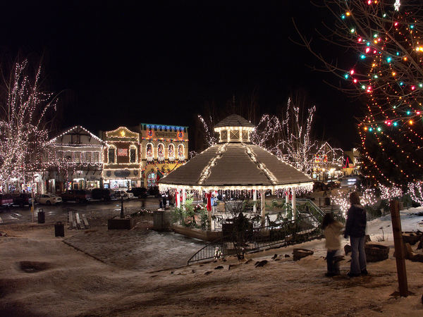 Leavenworth, WA @ Christmas...