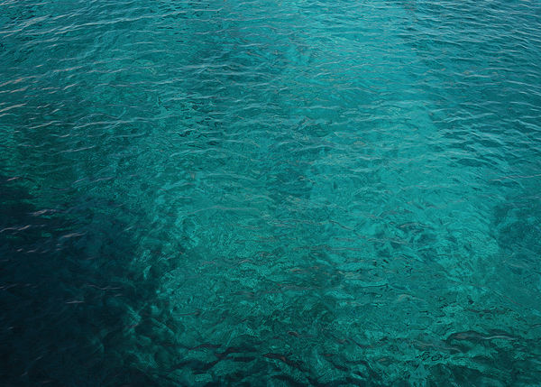 water ripples at Cozumel...