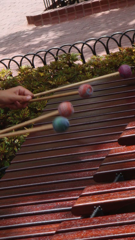 Xylophone mallets eXtracting harmonious sounds for...