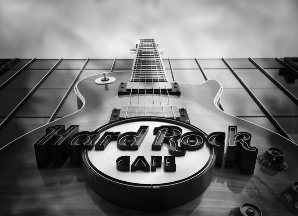 Hard Rock Cafe'...