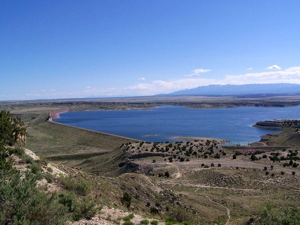 View point and some lines (Pueblo Reservior, Puebl...