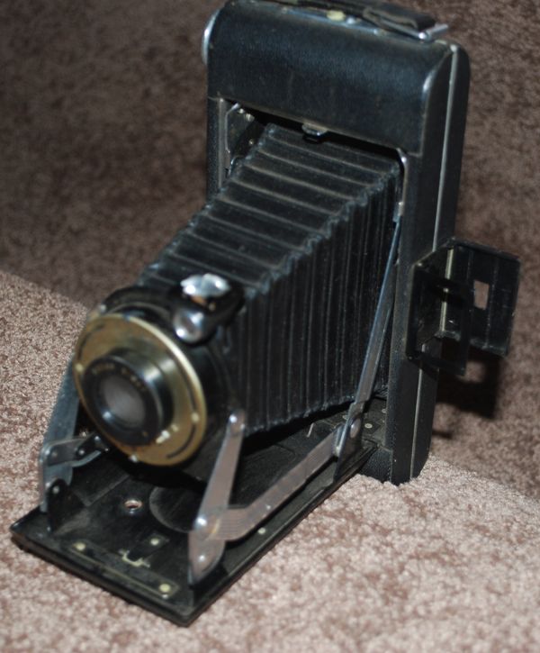 This one is a Kodak Vigalent. Folding...
