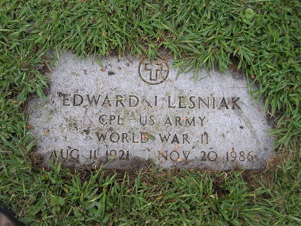 Edward J Lesniak buried in Cook County Illinois,...