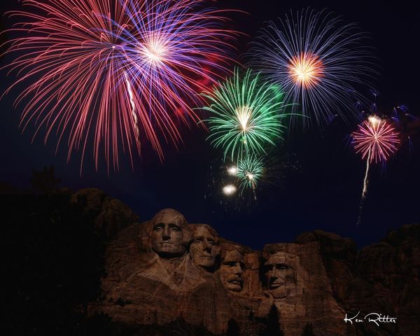 mt rushmore fourth of july