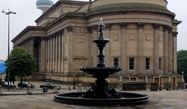 fountain with st george hall...