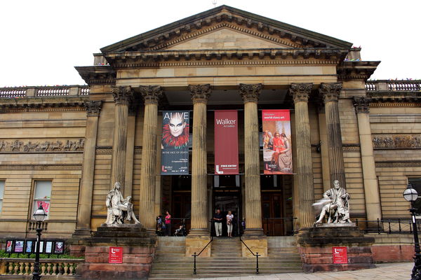 entrance to the art gallery...