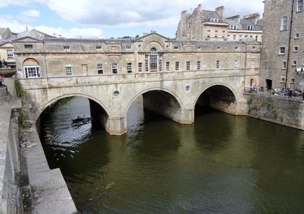 Scenic bridge in Bath, England...