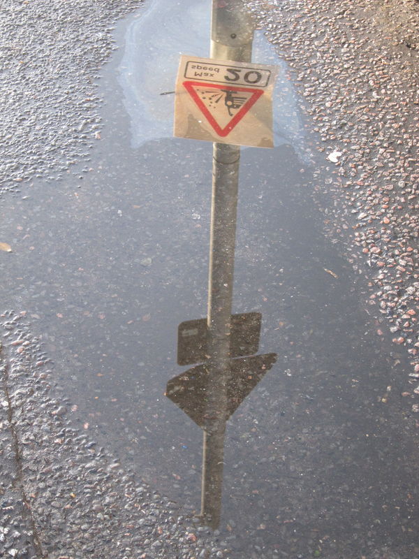 Puddle sign...