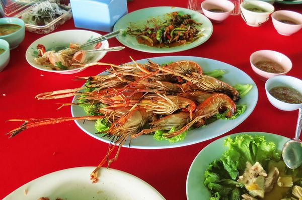 Lunch on the Mae Klong River...