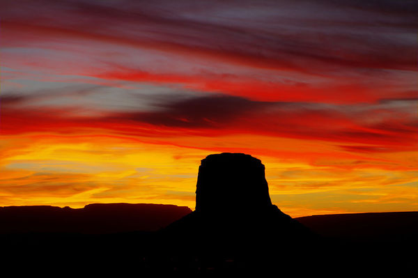 Sunset in Monument Valley. Merritt Monument...