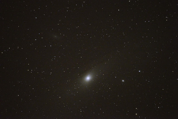 Andromeda 1000mm  f/11 30 sec  right from the came...
