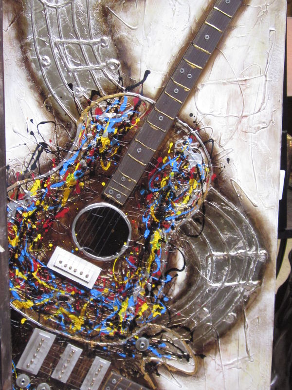 Decorated Guitar  (but no music!!!)...
