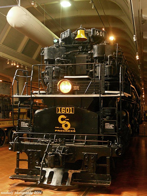 600 ton steam locomotive thst is 120 ft. long...