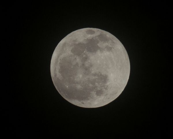 Full Moon at start of eclipse...