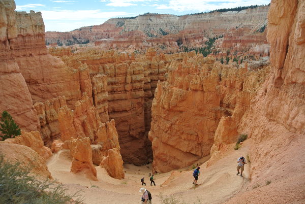 Disappearing Hikers - Bryce Canyon, UT...