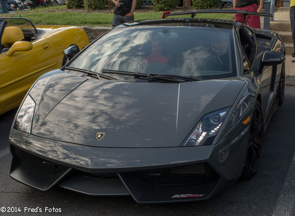 Can't Get Enough Lambos Here!...