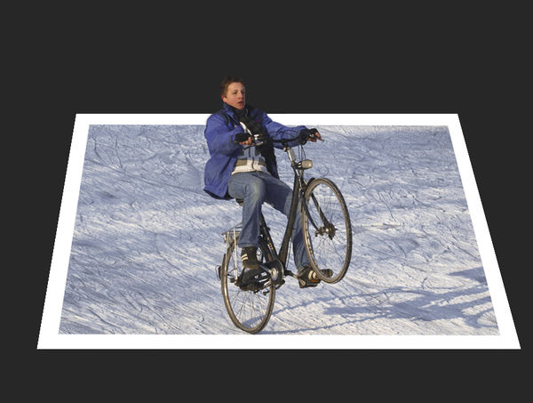 1e Image : OOB bikeride on the icefloor...
