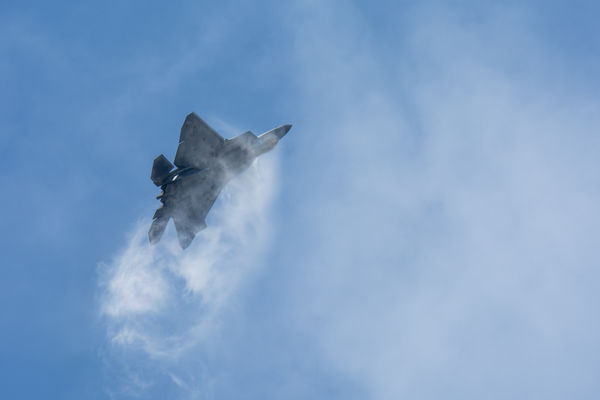 F22 inverted and almost free-falling...
